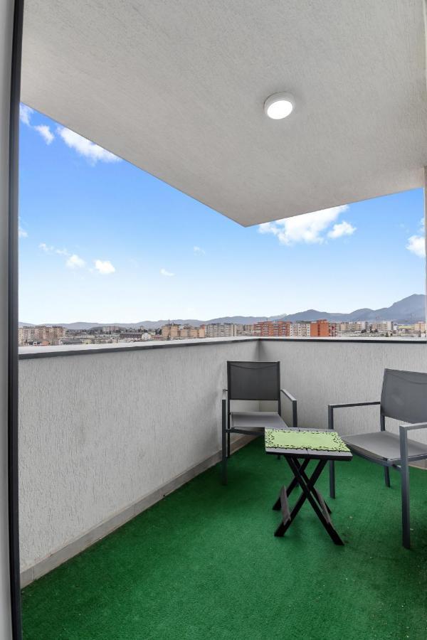 Ferienwohnung Modern In New Building With Panoramic View Brașov Exterior foto