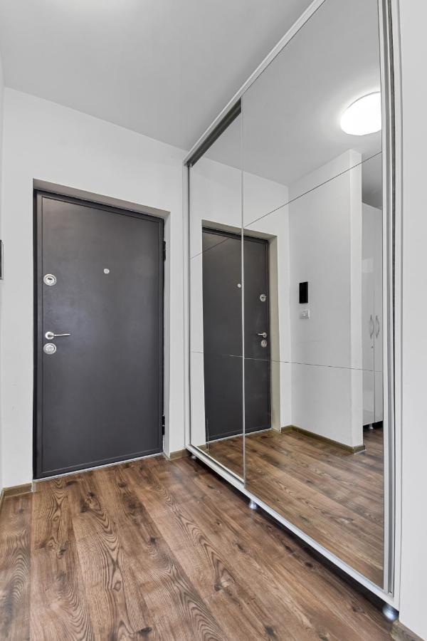 Ferienwohnung Modern In New Building With Panoramic View Brașov Exterior foto